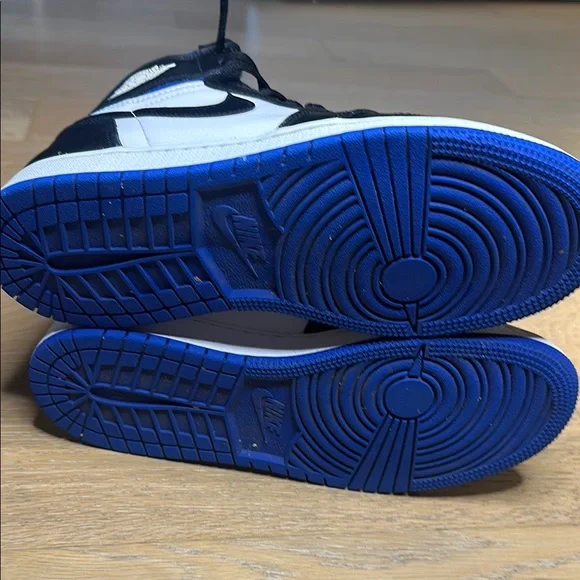 Retro Jordan 1 Royal toe
